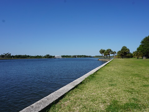 Crystal River Archaeological State Park, eco-biking