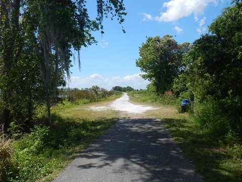 Lake Apopka Loop Trail