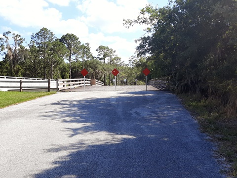 Lake Kissimeee State Park, Florida eco-hiking