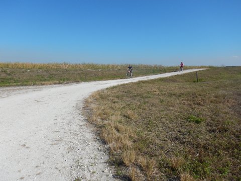 Lakeside Ranch Stormwater Treatment Area, Florida eco-biking, Lake Okeechobee