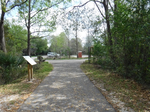 Gainesville-Hawthorne Trail, Lochloosa to Hawthorne