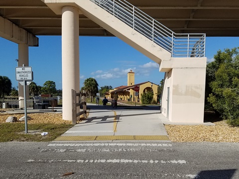 Venice Legacy Trail, Venice FL biking