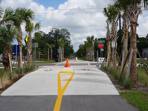 Venice Legacy Trail, Venice FL biking