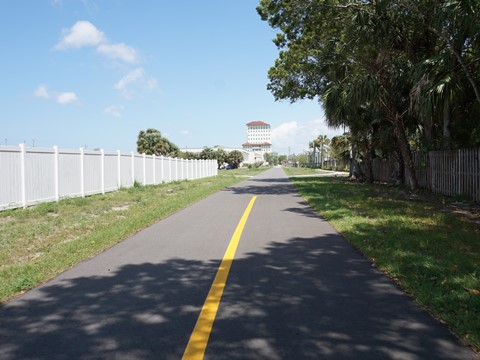 Venice Legacy Trail, Venice FL biking