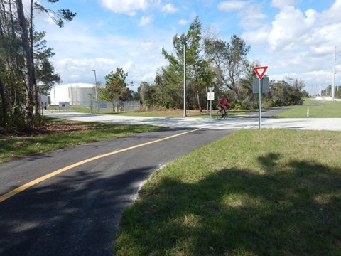 Spring-to-Spring Trail, Volusia County, DeBary Plantation to Blue Spring State Park, bike Central Florida