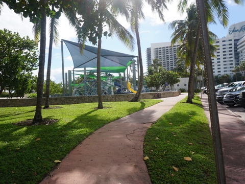 Miami Beachwalk, Mid Beach