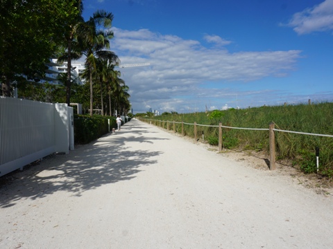 Miami Beachwalk, Surfside connector