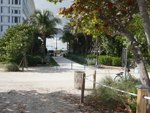 Miami Beachwalk, Surfside connector