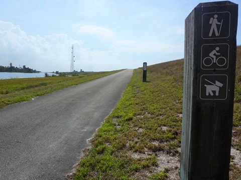 Lake Okeechobee Scenic Trail, Northeast section