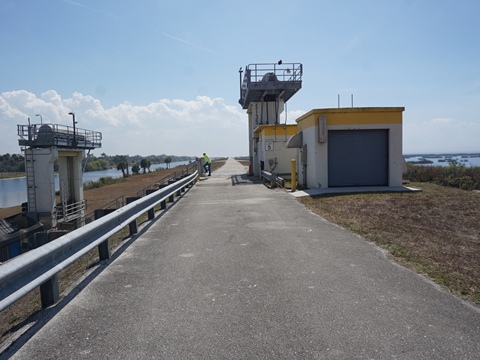 Lake Okeechobee Scenic Trail, Northeast section