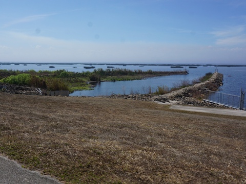 Lake Okeechobee Scenic Trail, Northeast section