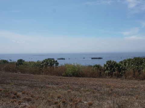 Lake Okeechobee Scenic Trail, Northeast section