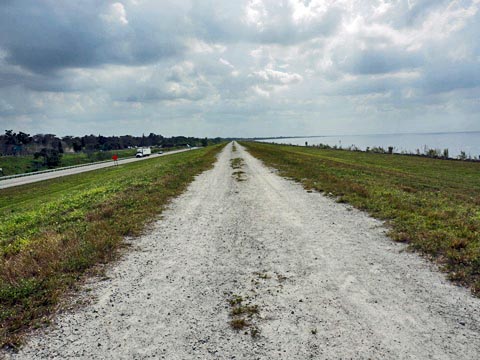 Lake Okeechobee Scenic Trail, Southeast Section