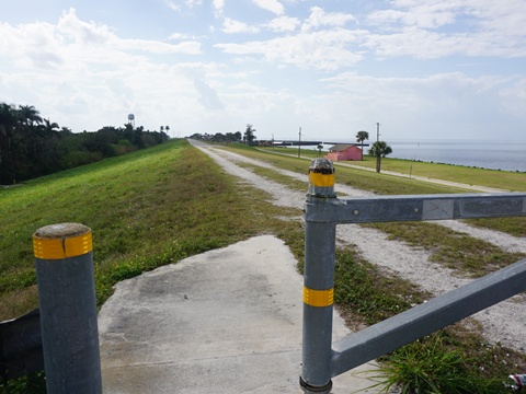 Lake Okeechobee Scenic Trail, Southeast Section