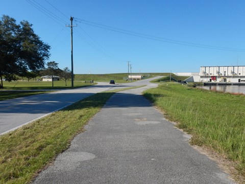 Lake Okeechobee Scenic Trail, Moore Haven
