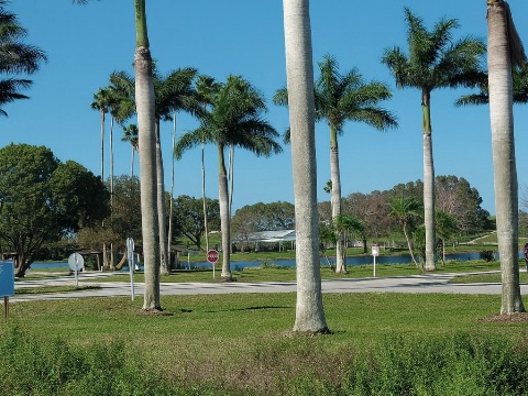 Lake Okeechobee Scenic Trail, Southeast Section