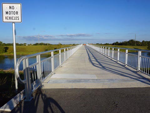 Lake Okeechobee Scenic Trail, Lakeport