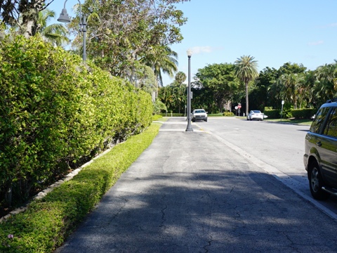 Palm Beach Lake Trail