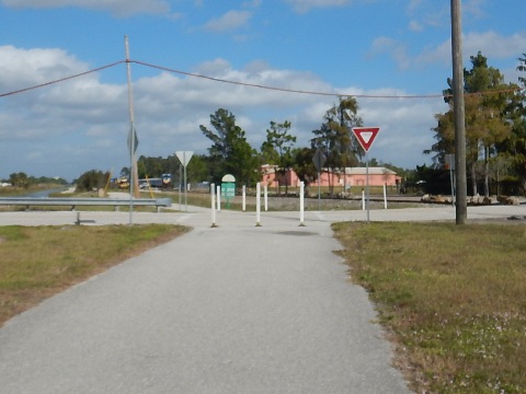 John Yarbrough Linear Park Trail, Ft Myers FL