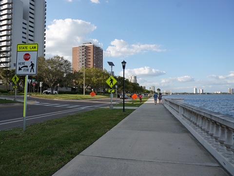 Bayshore Linear Park Trail