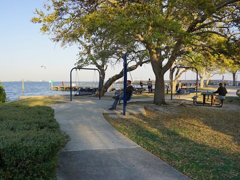 Bayshore Linear Park Trail