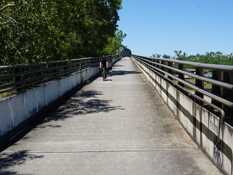 Florida Bike Trails, Suncoast Trail