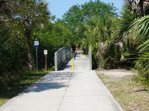 Venice Legacy Trail, Venice FL biking, Caspersen Beach